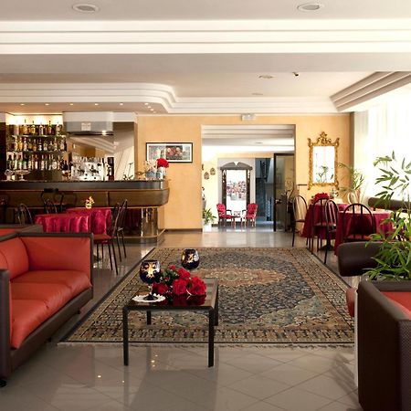 Hotel Capitol San Mauro Mare Zewnętrze zdjęcie