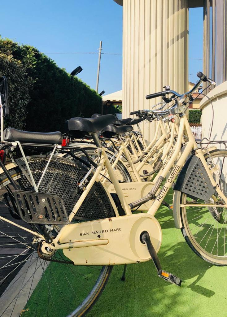 Hotel Capitol San Mauro Mare Zewnętrze zdjęcie