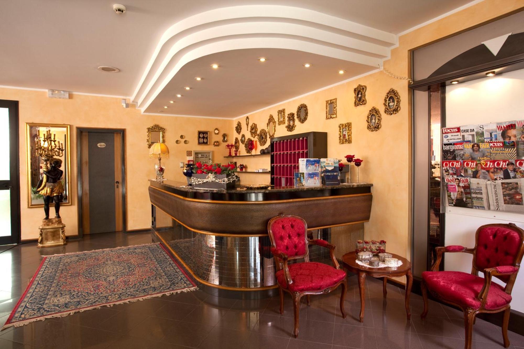 Hotel Capitol San Mauro Mare Zewnętrze zdjęcie