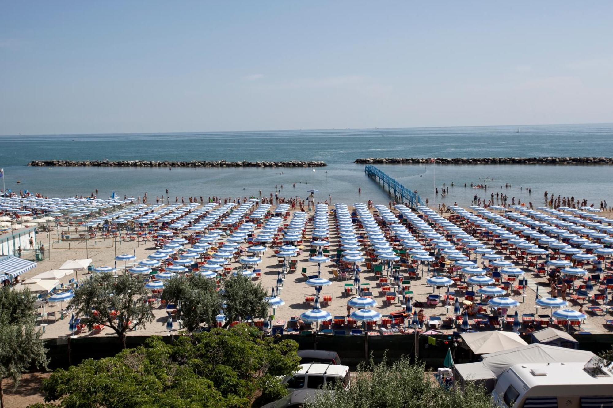 Hotel Capitol San Mauro Mare Zewnętrze zdjęcie
